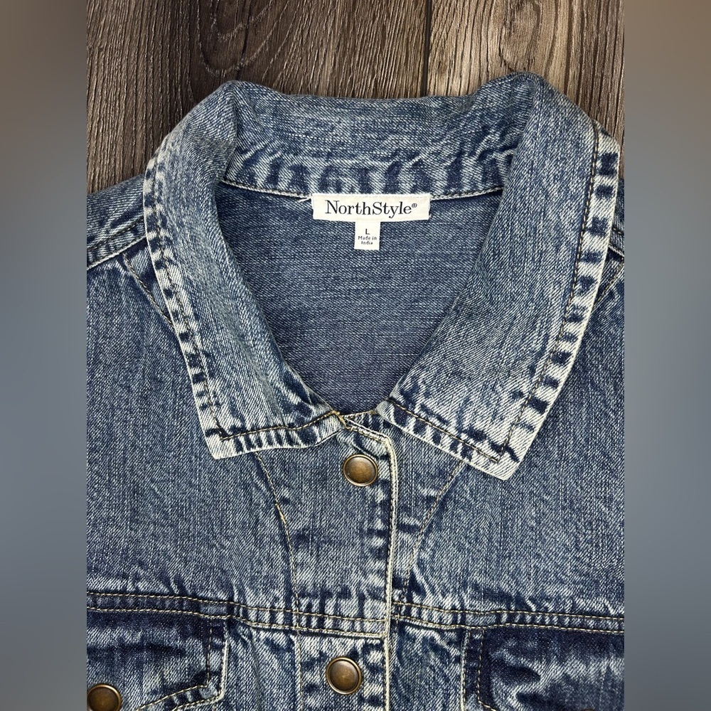 NWOT NorthStyle Longline Denim Jacket Women’s L – Vintage Wash, Snap Buttons - Picture 5 of 13
